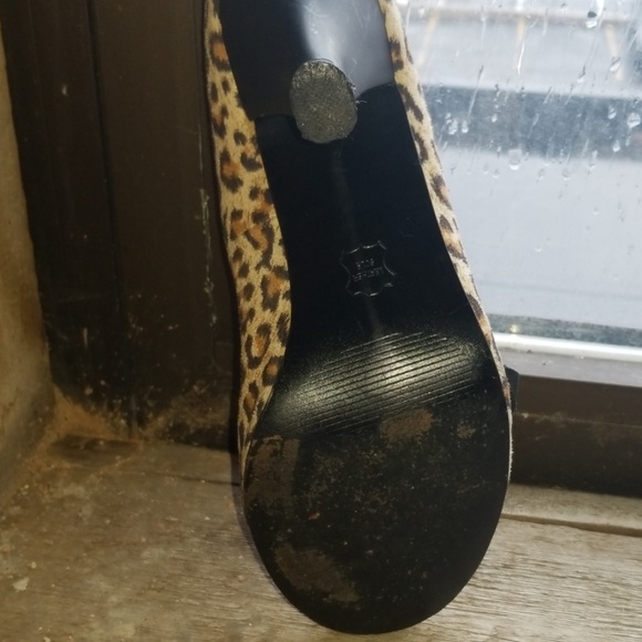 Faux suede leopard heels - Picture 4 of 6